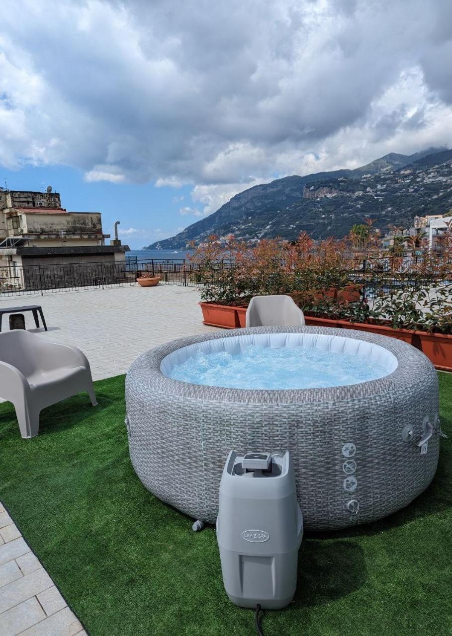 Piccolo Appartamento Con Grande Terrazzo Panoramico Maiori Eksteriør billede